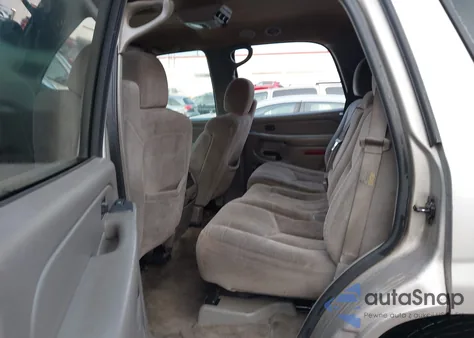 2004 Chevrolet Tahoe Ls z USA, uszkodzony, nr VIN 1GNEC13Z14R135168